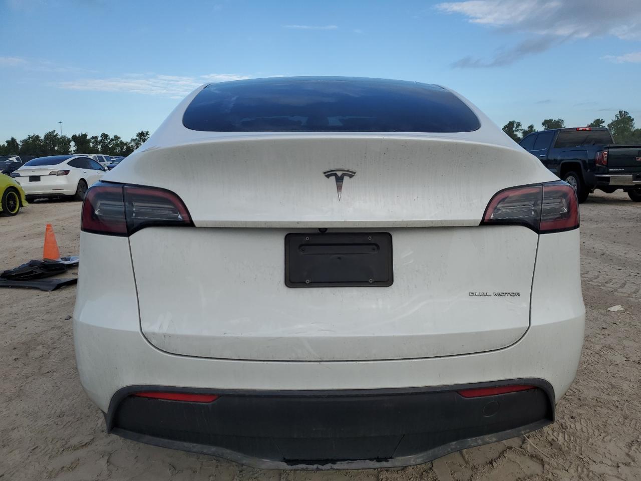 2023 Tesla Model Y VIN: 7SAYGDEE7PA036922 Lot: 69295404