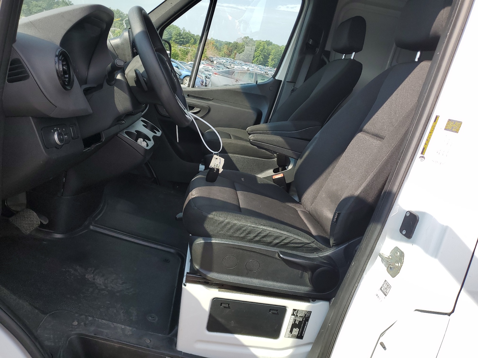 W1Y40CHY5MT057985 2021 Mercedes-Benz Sprinter 2500