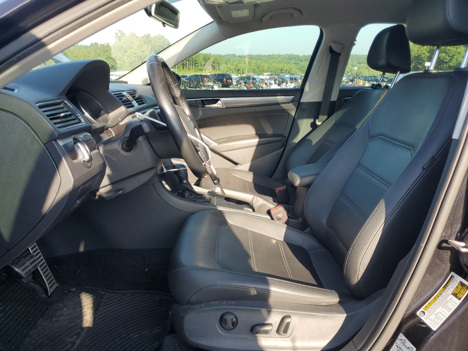 1VWAA7A31JC040880 2018 Volkswagen Passat S