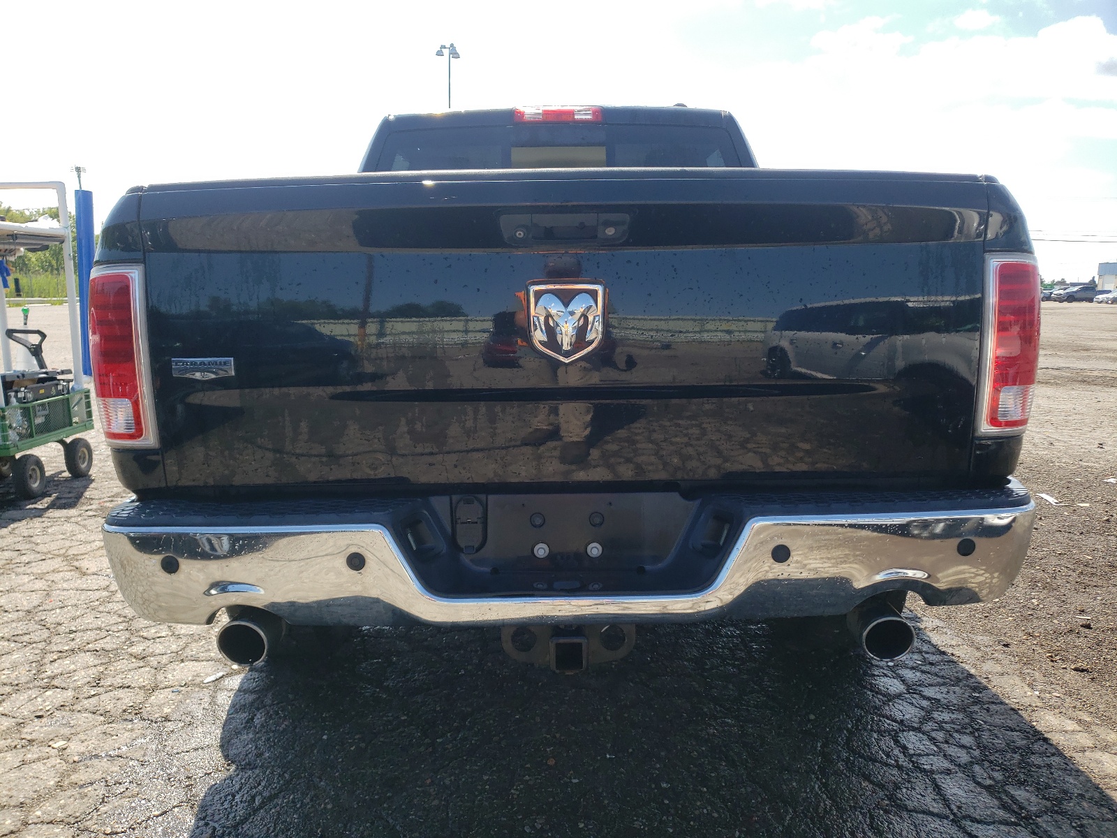 1C6RR6NT0DS562310 2013 Ram 1500 Laramie