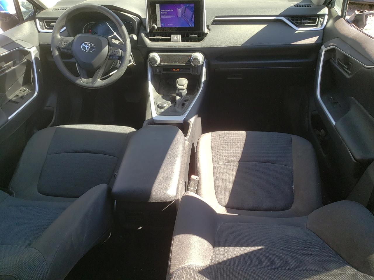 2024 Toyota Rav4 Le VIN: 2T3MWRFV6RW196915 Lot: 68333804