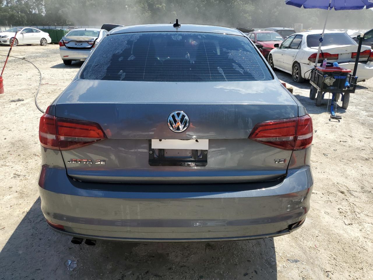 3VWDB7AJ7HM222164 2017 Volkswagen Jetta Se