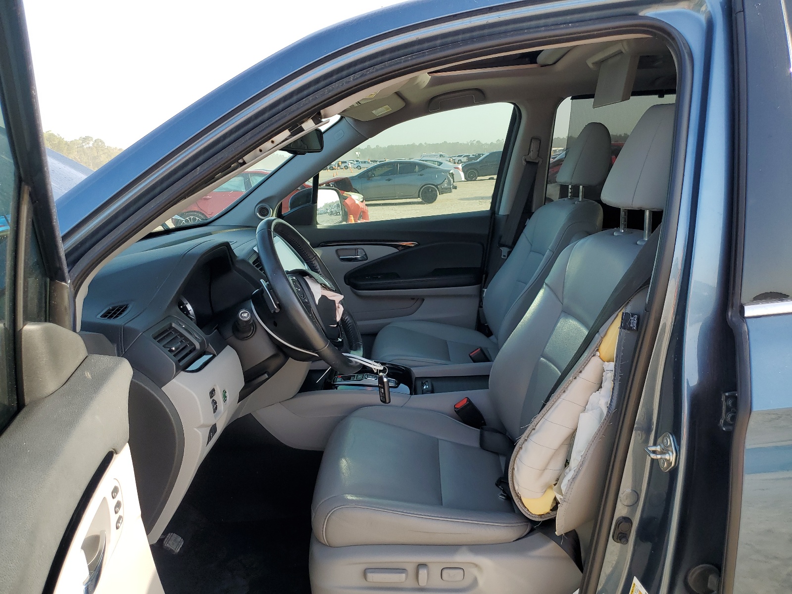 5FNYF6H95JB023087 2018 Honda Pilot Touring