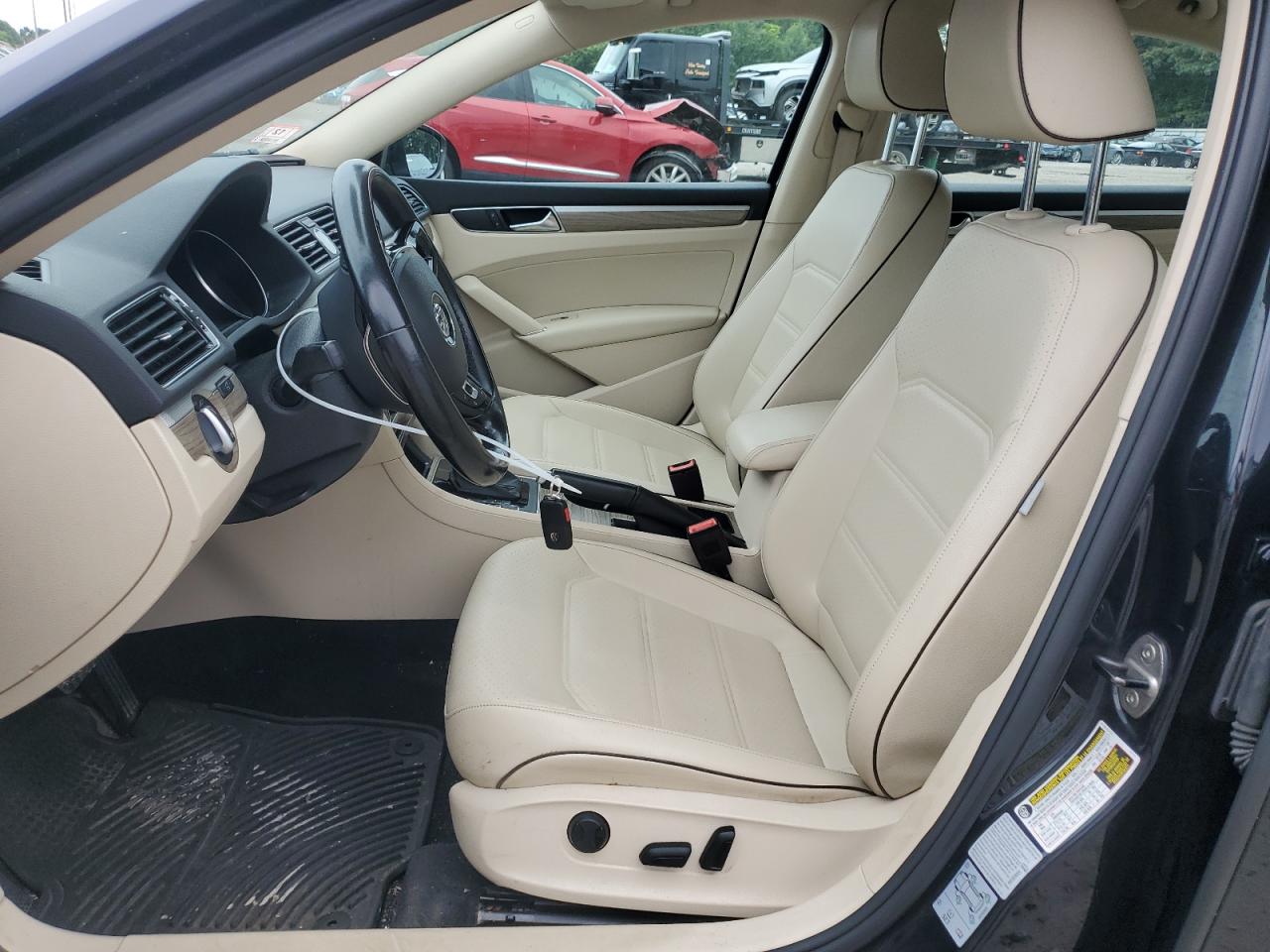 2017 Volkswagen Passat Se VIN: 1VWBT7A32HC079177 Lot: 66062144