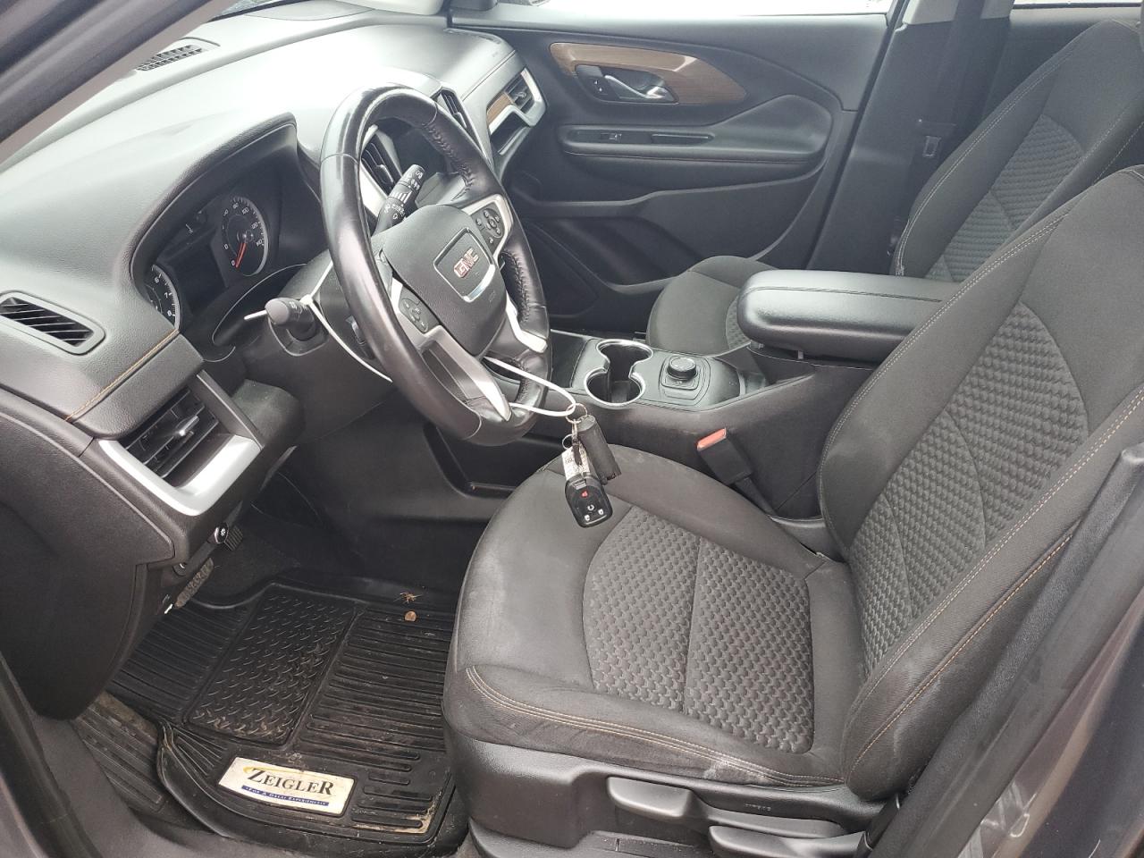 3GKALMEVXJL160421 2018 GMC Terrain Sle