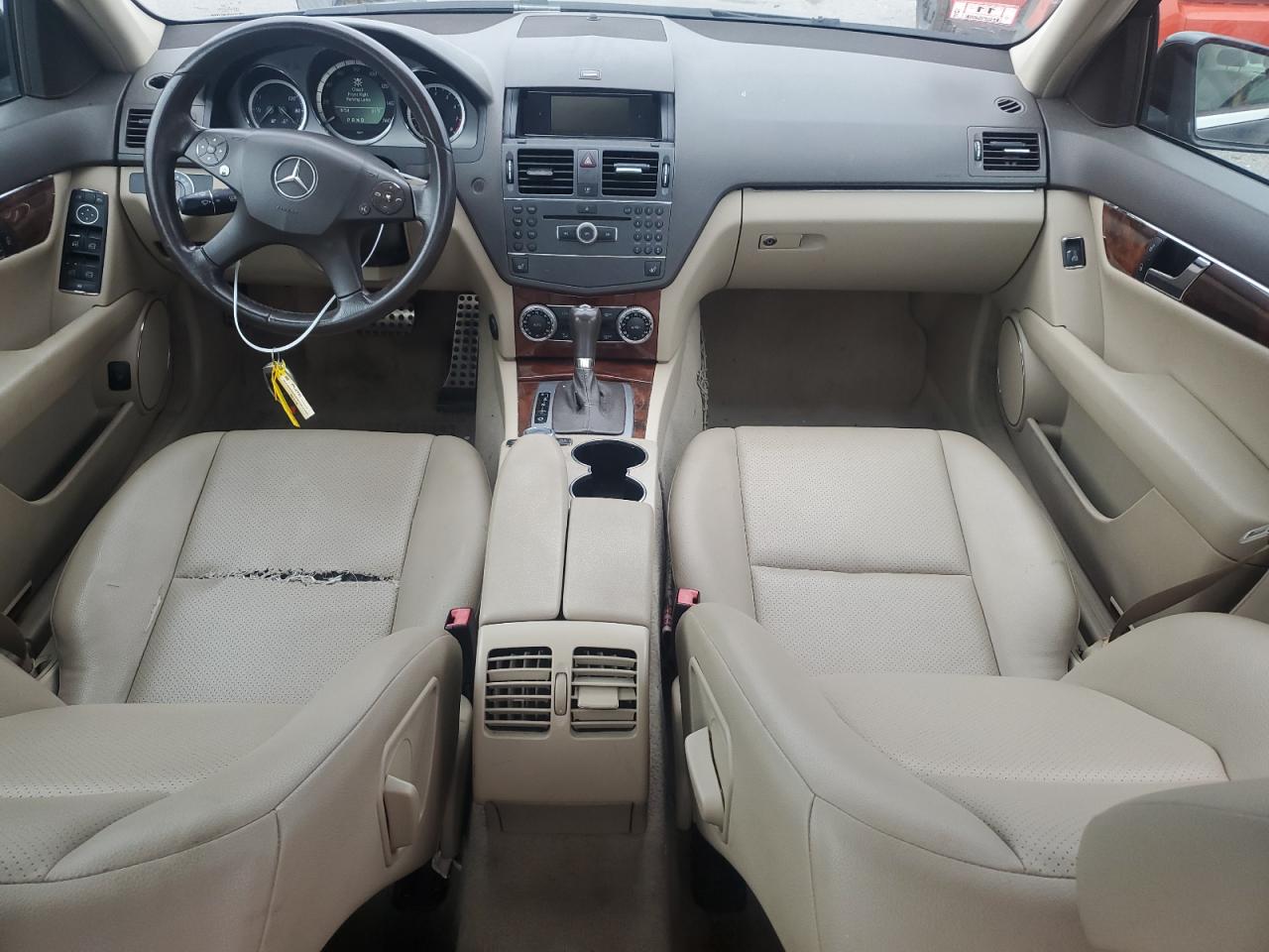 2010 Mercedes-Benz C 300 4Matic VIN: WDDGF8BB8AF480979 Lot: 66062434