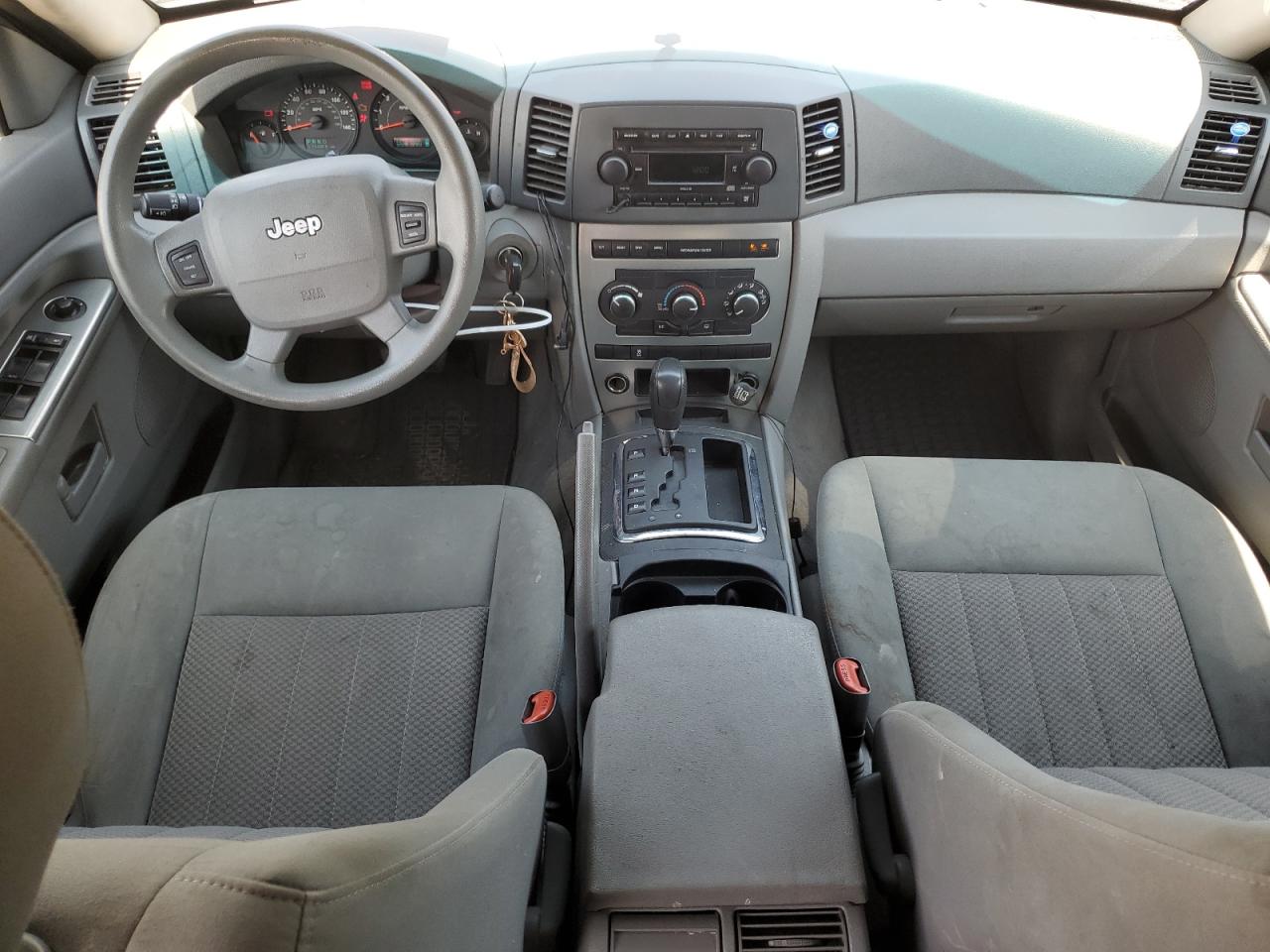 2005 Jeep Grand Cherokee Laredo VIN: 1J4GR48K35C571290 Lot: 65813724