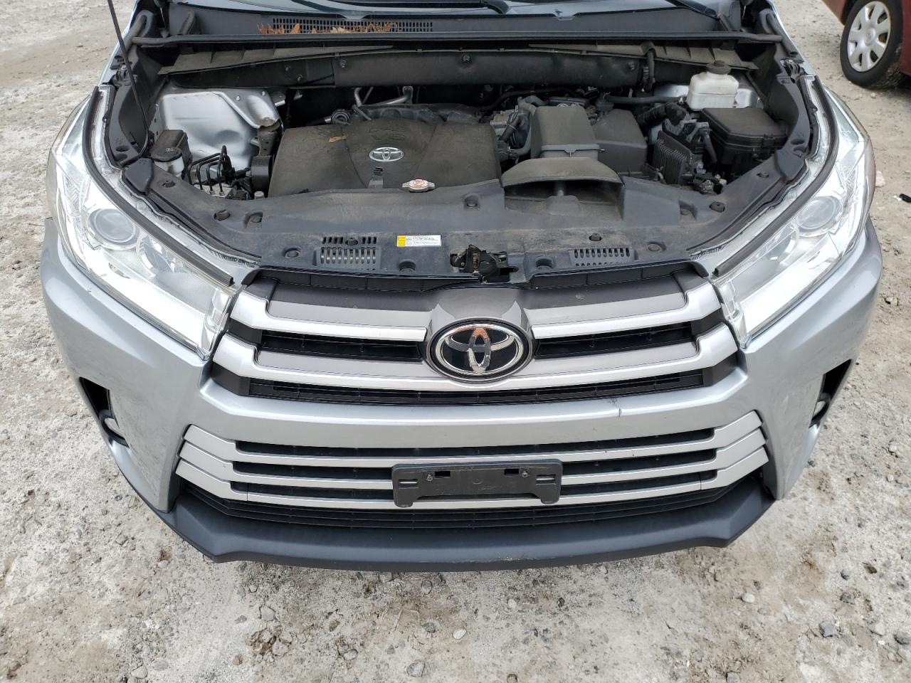 2019 Toyota Highlander Se VIN: 5TDJZRFH2KS609392 Lot: 67698644