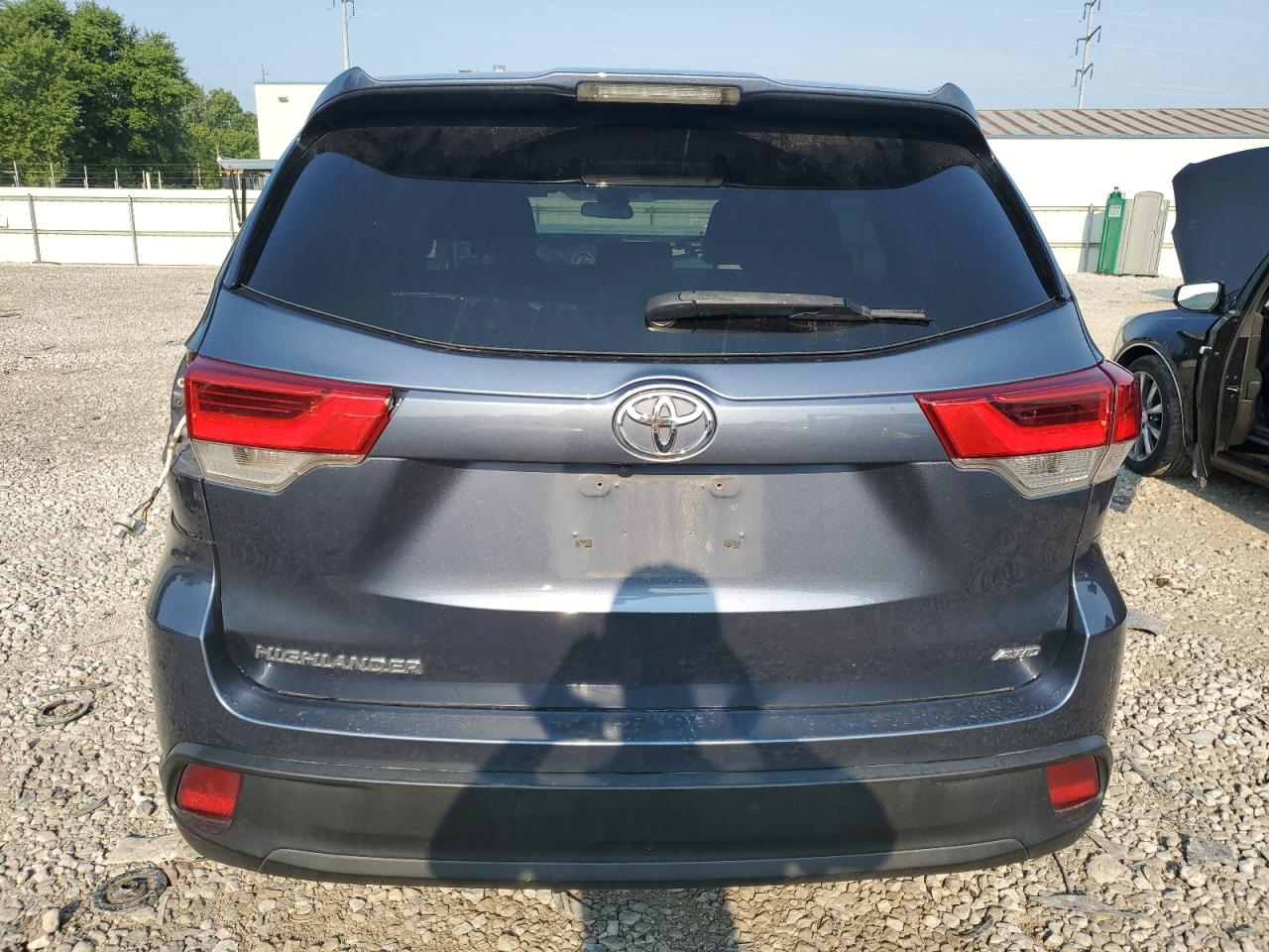 2019 Toyota Highlander Le VIN: 5TDBZRFH1KS986283 Lot: 65886434