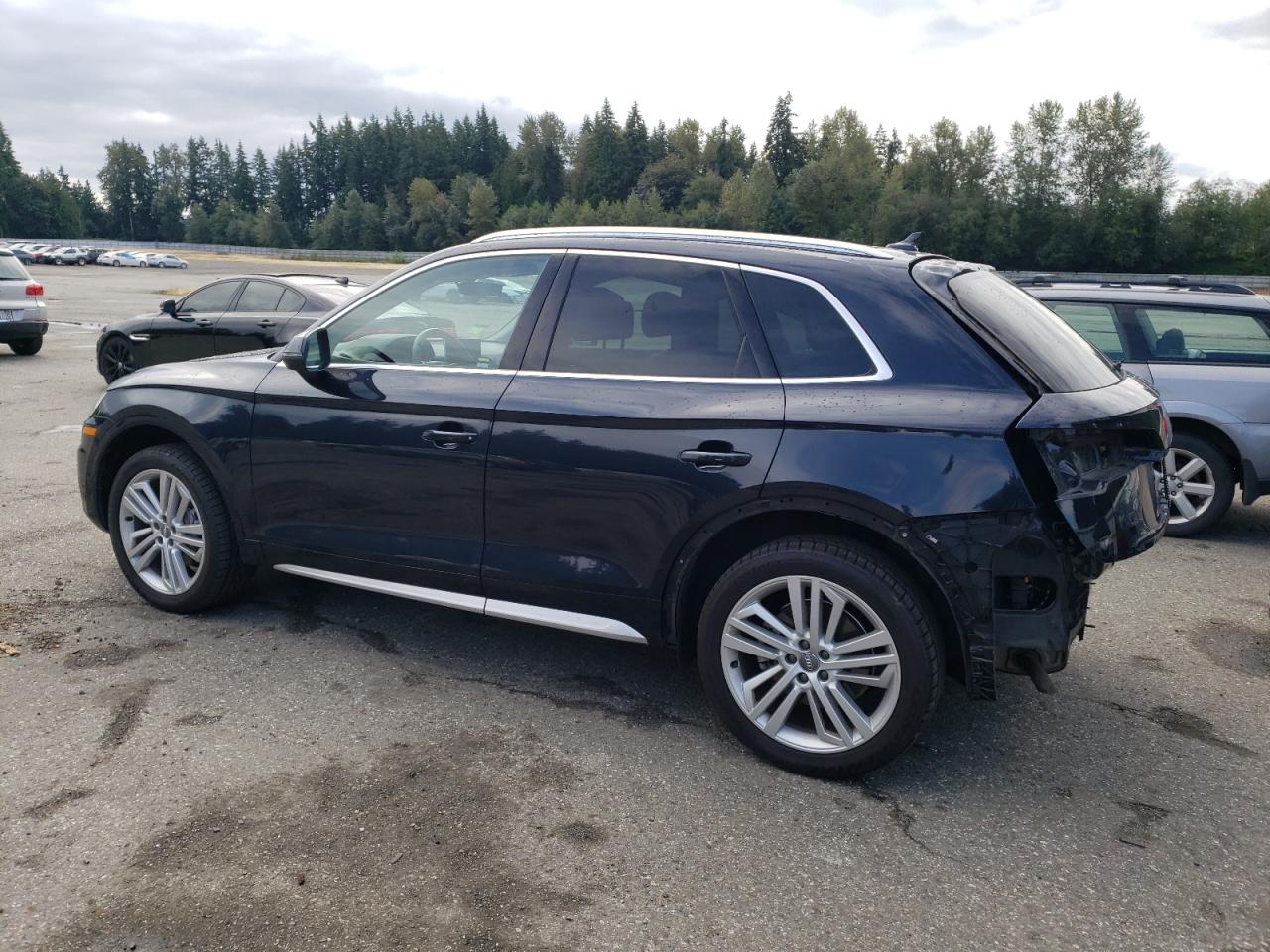 WA1BNAFY4K2126747 2019 AUDI Q5 - Image 2