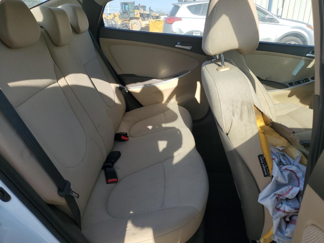 2013 Hyundai Accent Gls VIN: KMHCT4AE2DU420472 Lot: 66429044