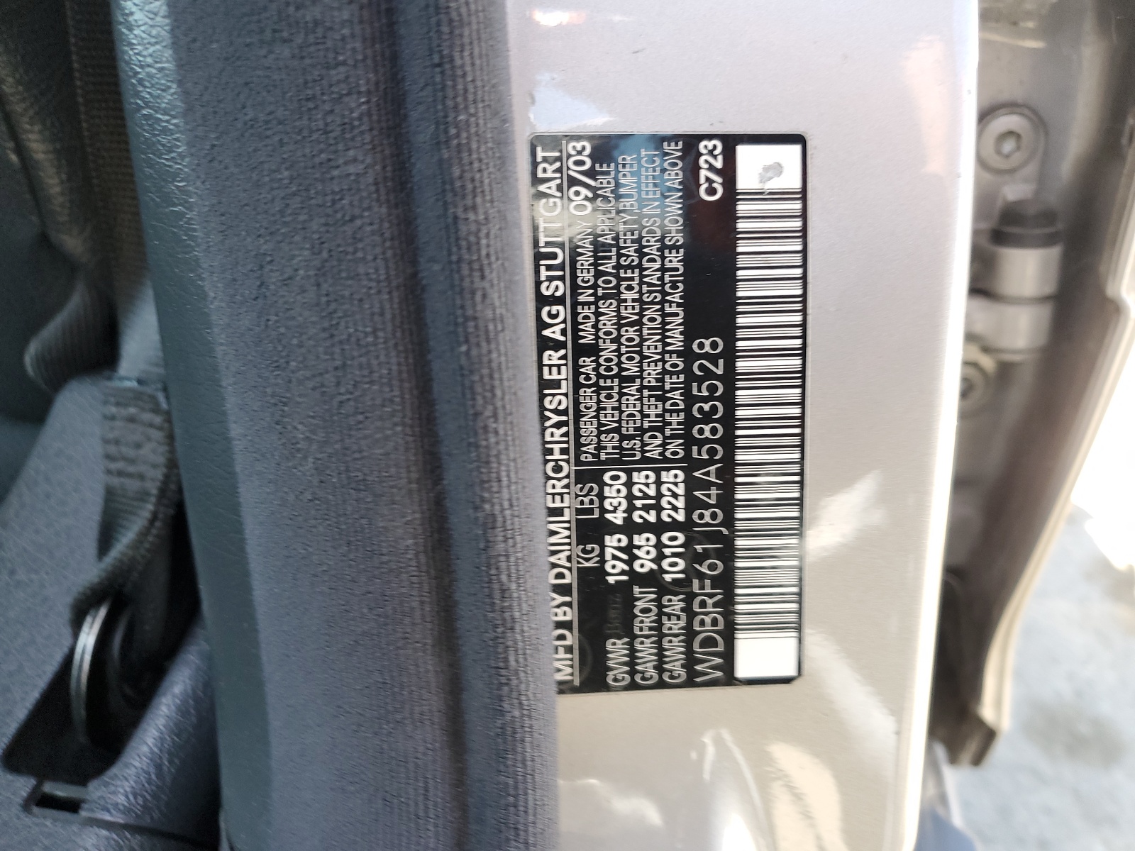 WDBRF61J84A583528 2004 Mercedes-Benz C 240