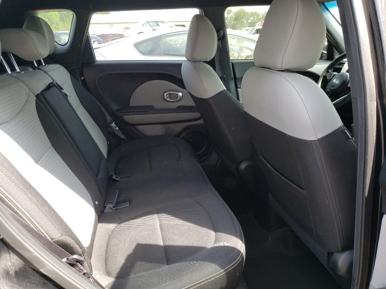 KNDJP3A5XG7307625 2016 Kia Soul +