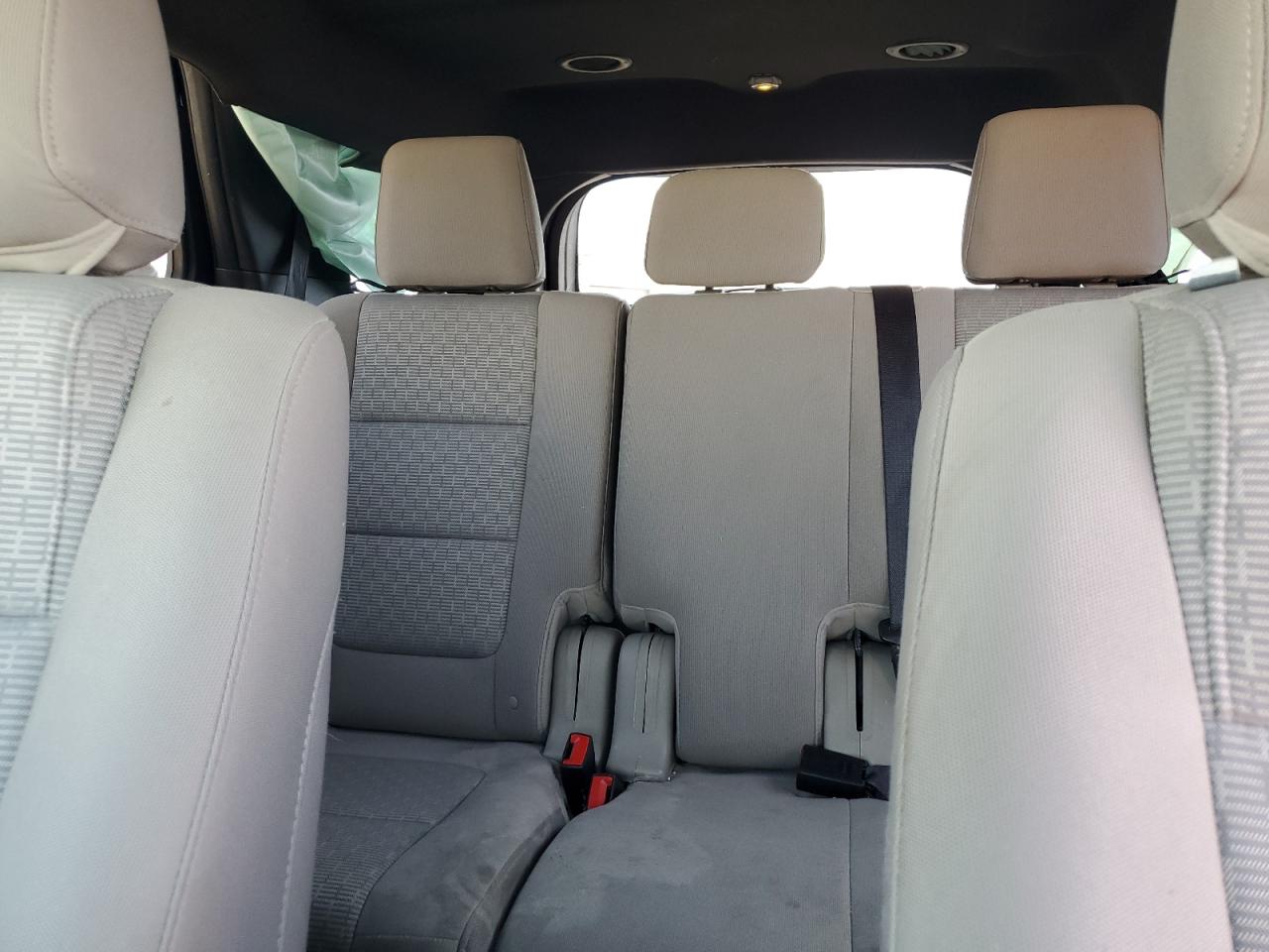 2013 Ford Explorer - Image 10