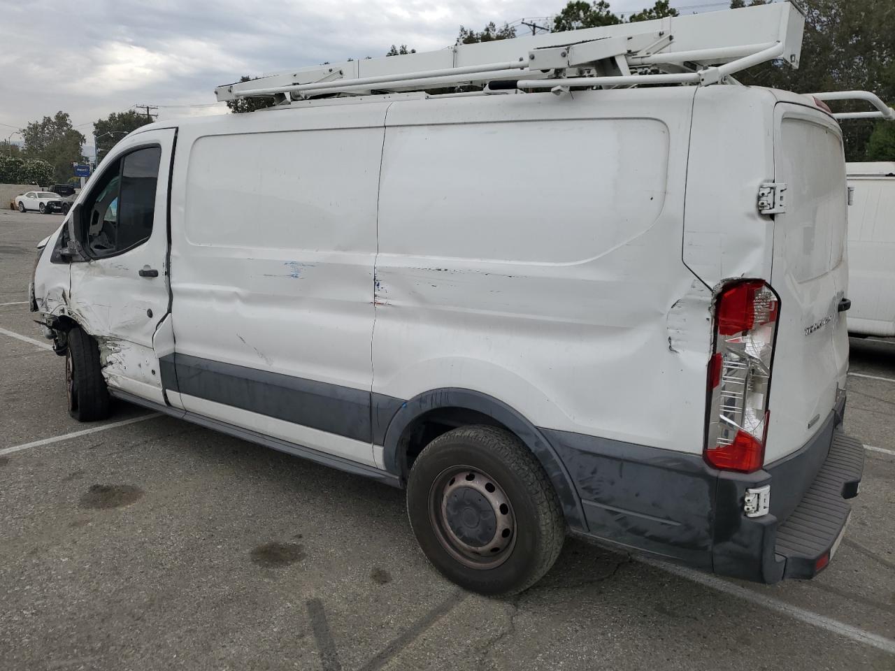 2018 Ford Transit - Image 2