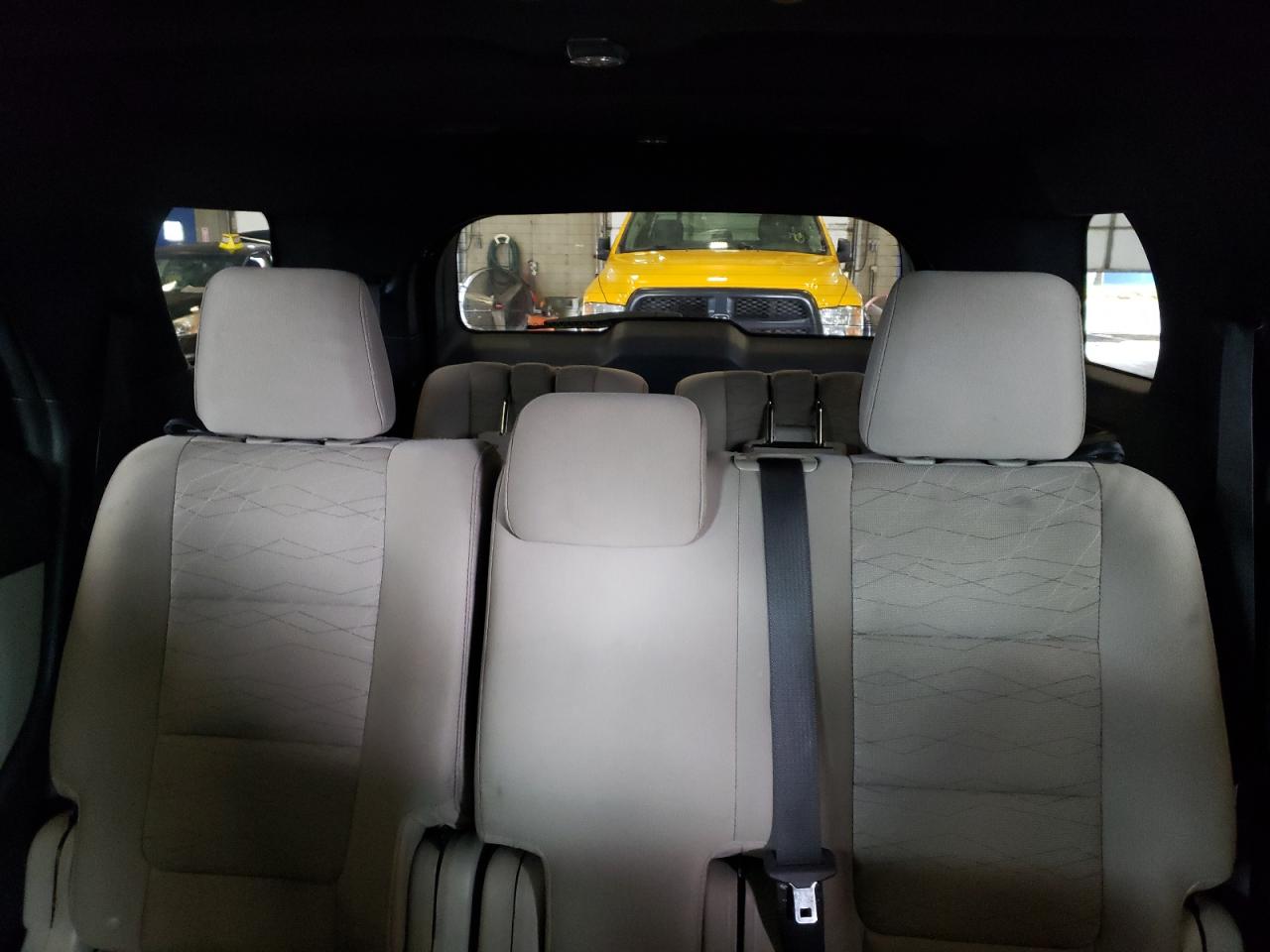 2015 Ford Explorer - Image 10