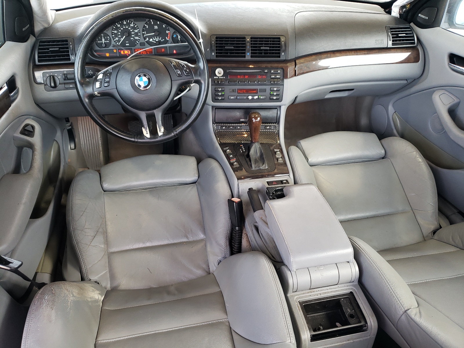 WBAET37423NJ31460 2003 BMW 325 I