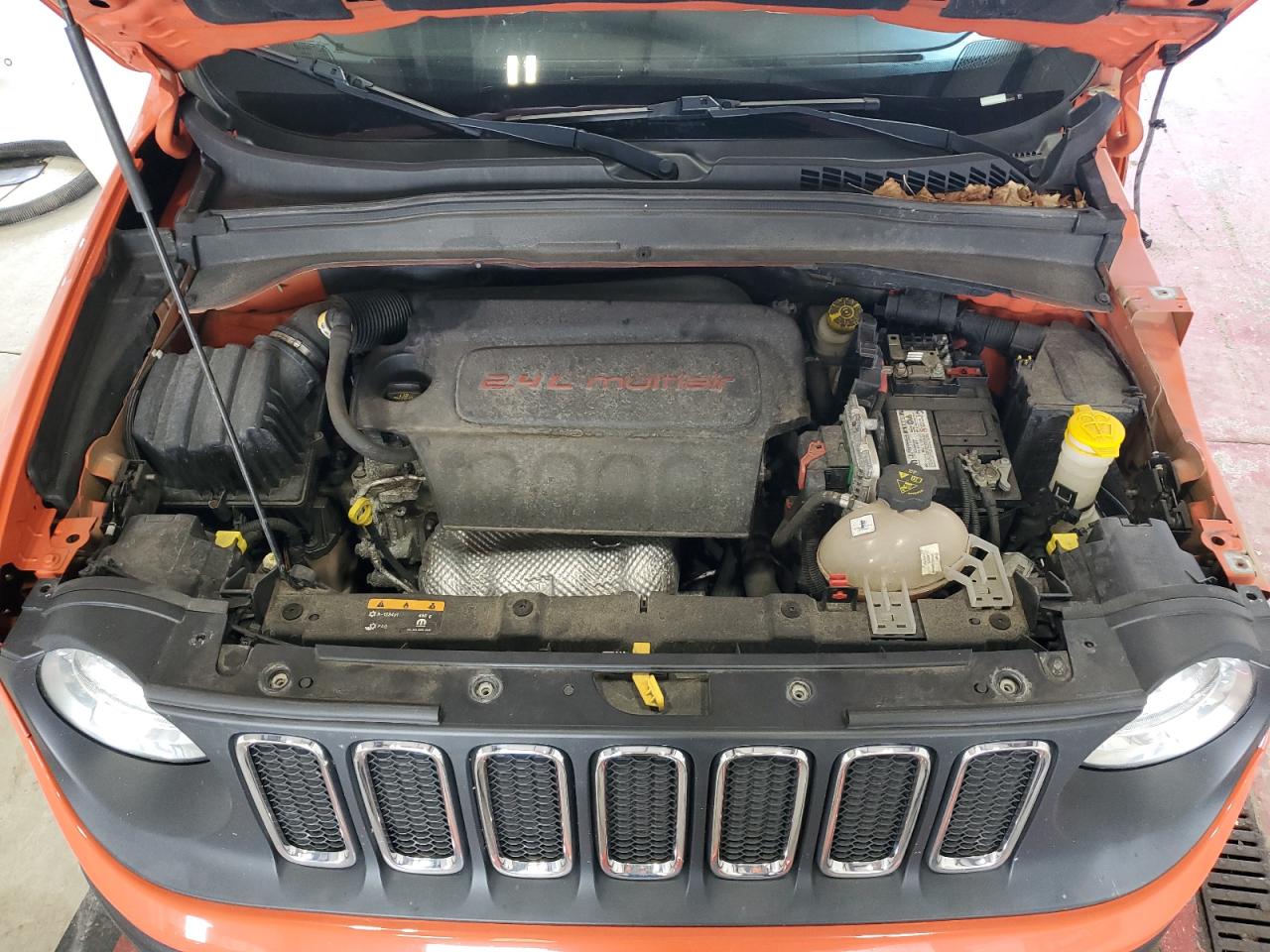 2015 Jeep Renegade Latitude VIN: ZACCJBBT9FPC28496 Lot: 66322314