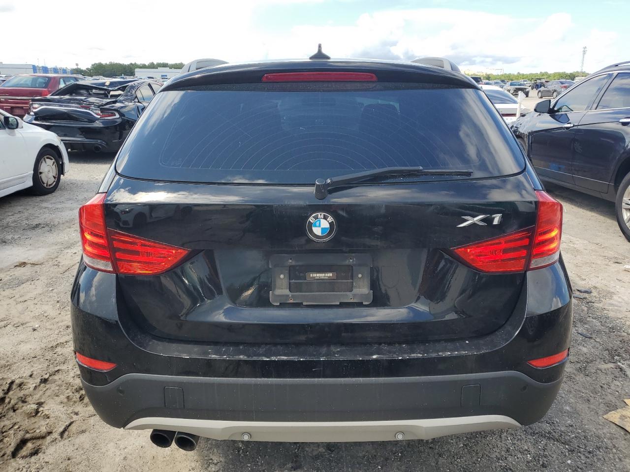 2015 BMW X1 xDrive28I VIN: WBAVL1C57FVY30350 Lot: 68769244