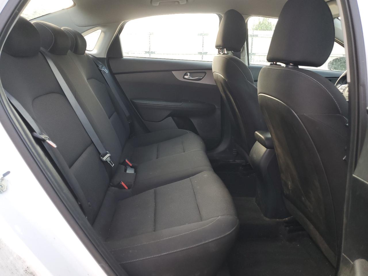 2021 Kia Forte Fe VIN: 3KPF24AD8ME377010 Lot: 65482394