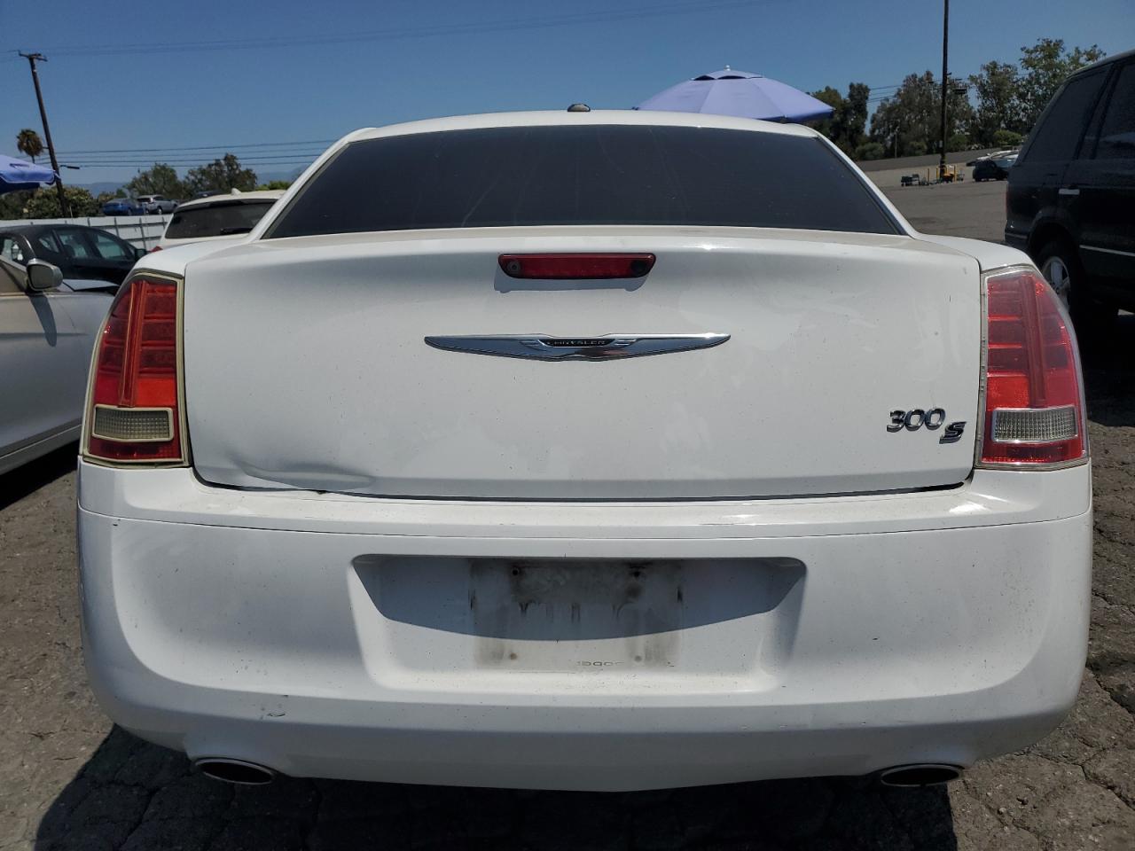 2013 Chrysler 300 S VIN: 2C3CCABG8DH735626 Lot: 68946514