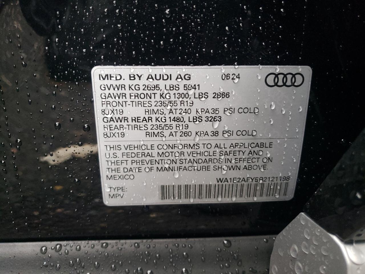 WA1E2AFY5R2121198 2024 Audi Q5 E Premium Plus 55