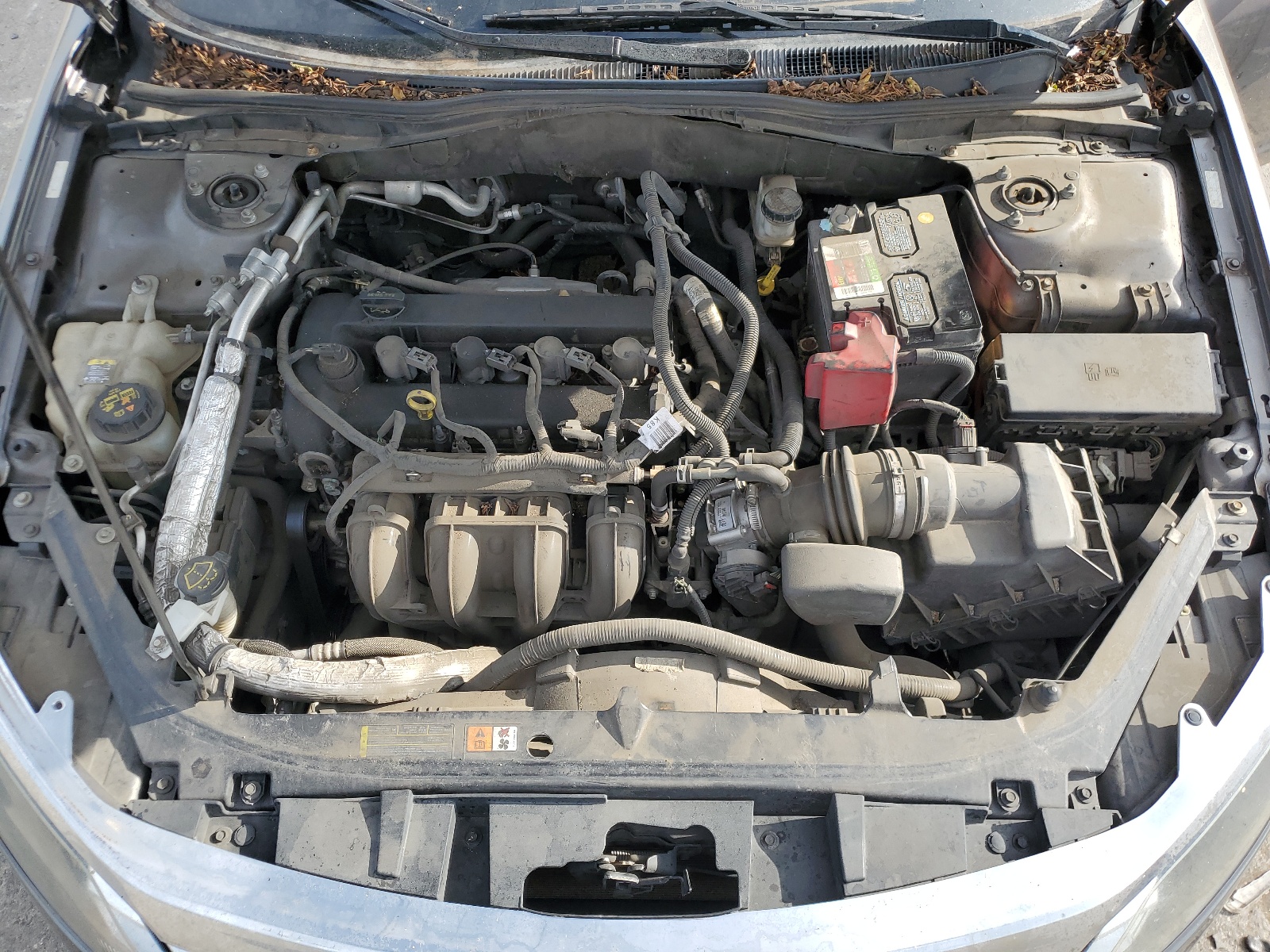 3FAHP0HA2BR285465 2011 Ford Fusion Se