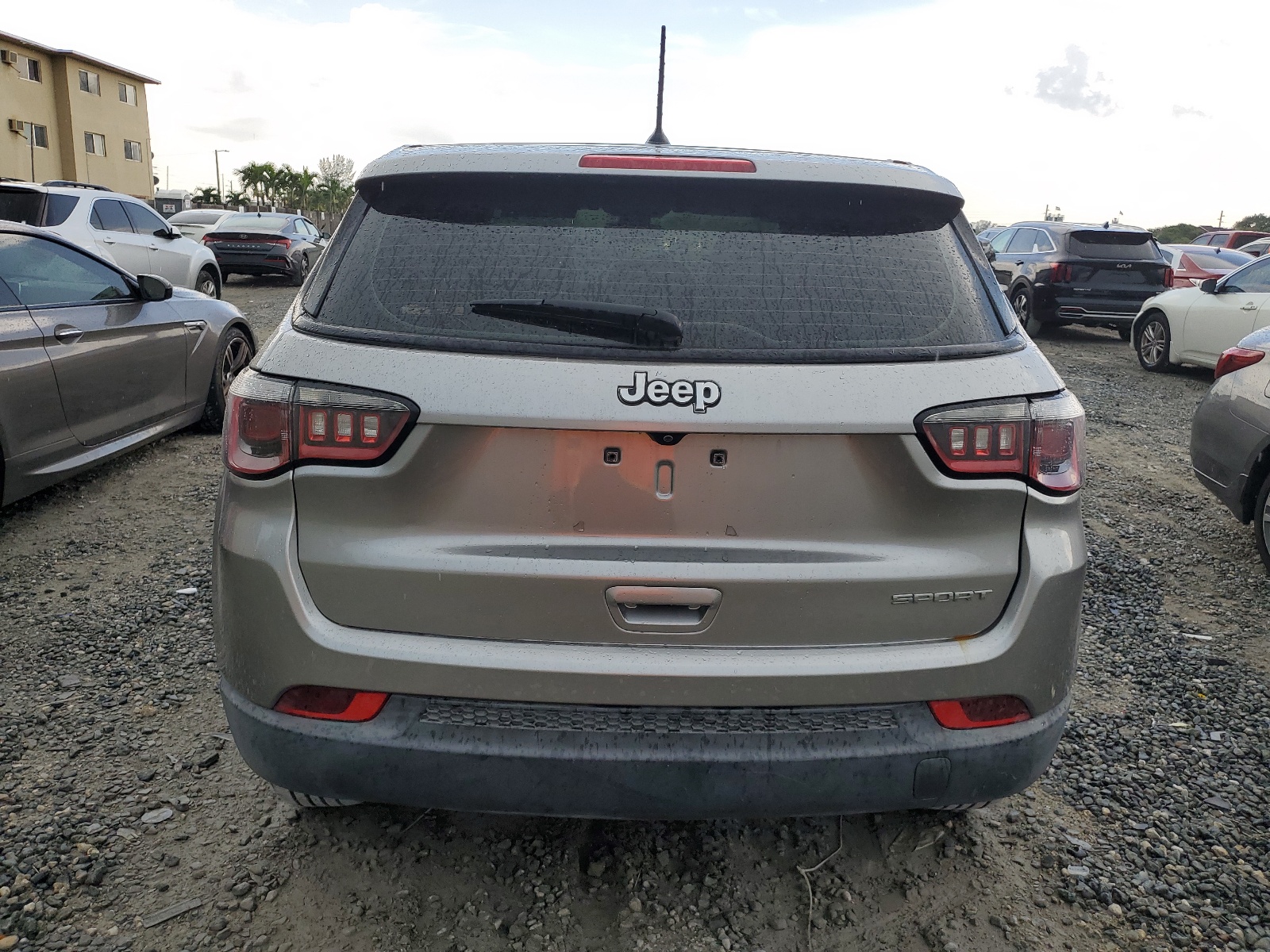 3C4NJCAB6JT226763 2018 Jeep Compass Sport