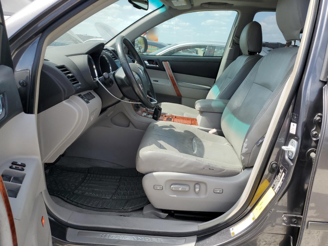 2008 Toyota Highlander Limited VIN: JTEDS42A682000296 Lot: 66991364