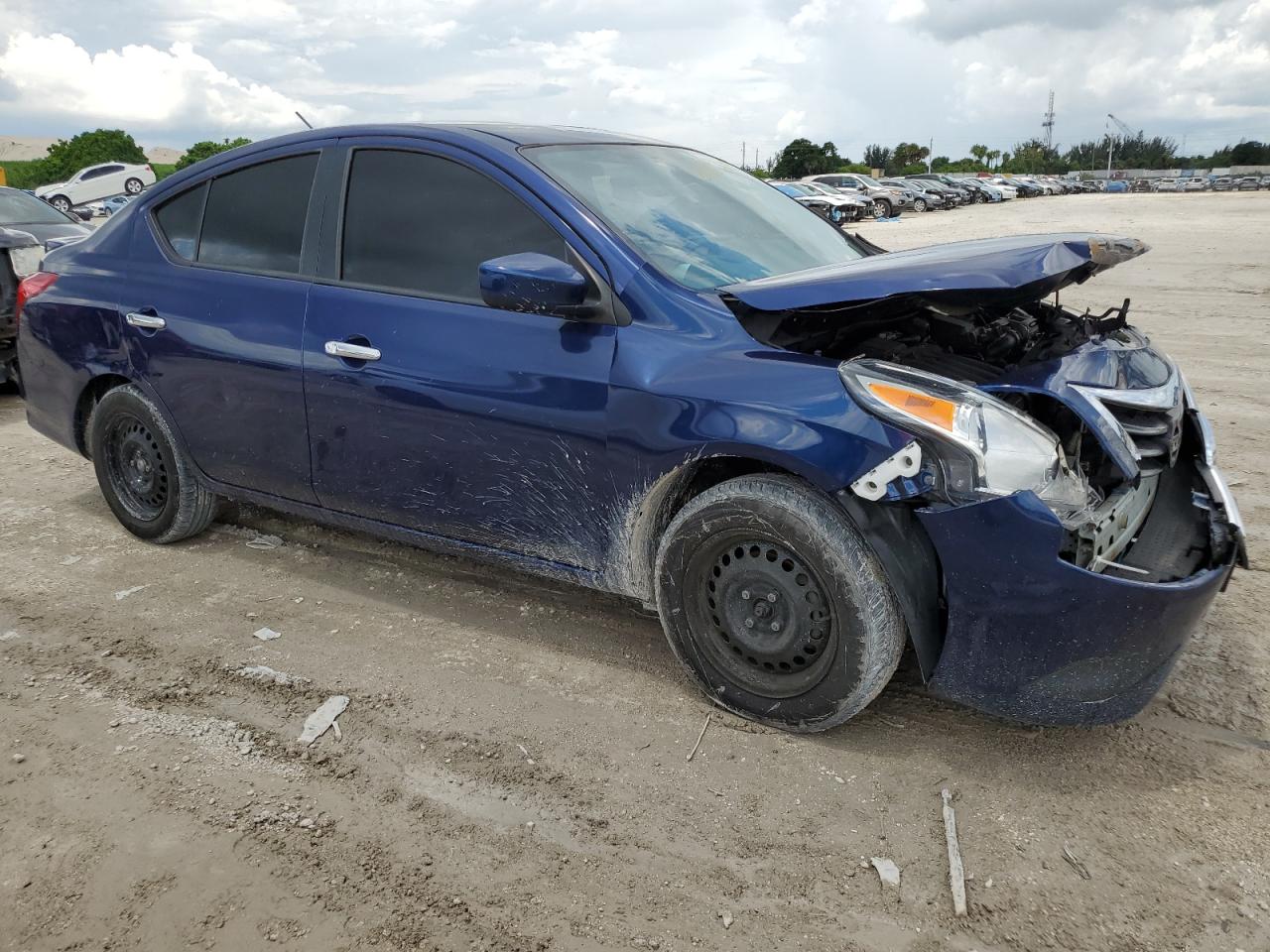 3N1CN7AP8KL840863 2019 Nissan Versa S