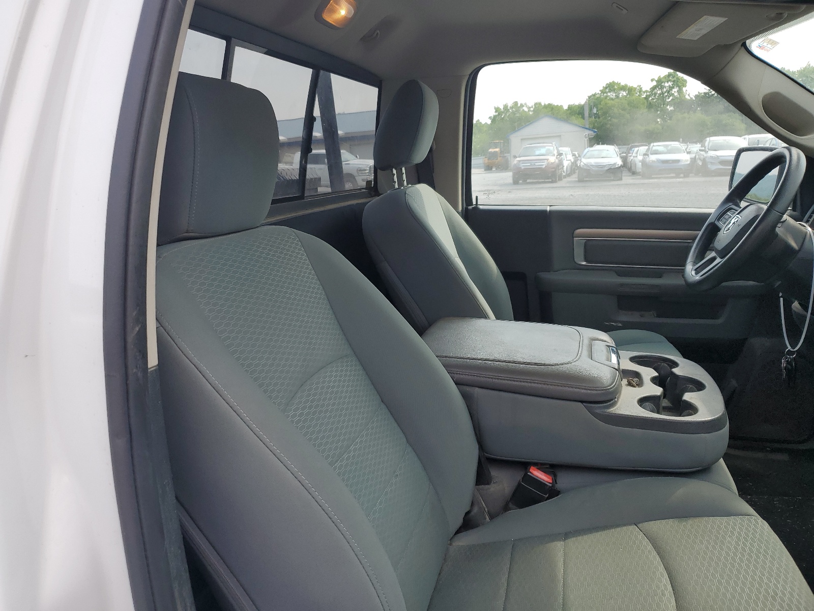 3C6JR6DT9HG521914 2017 Ram 1500 St