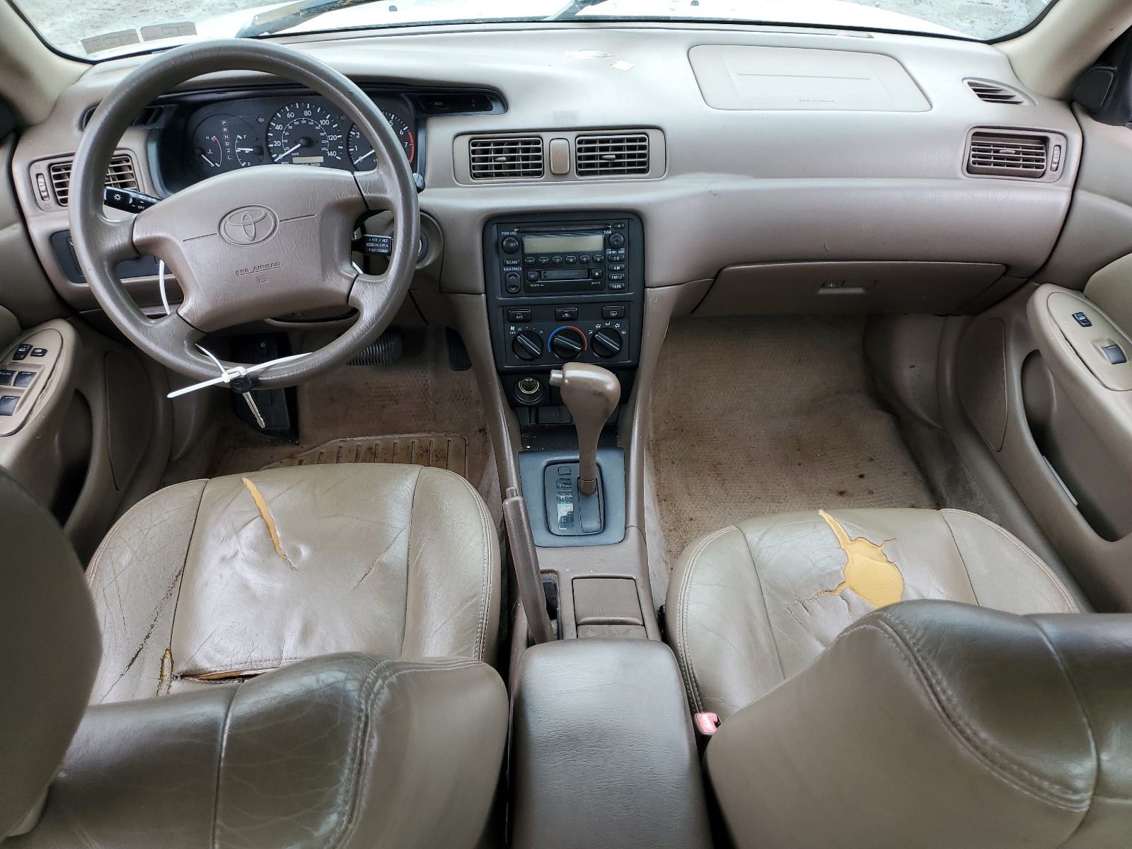 4T1BG22K3YU691751 2000 Toyota Camry Ce