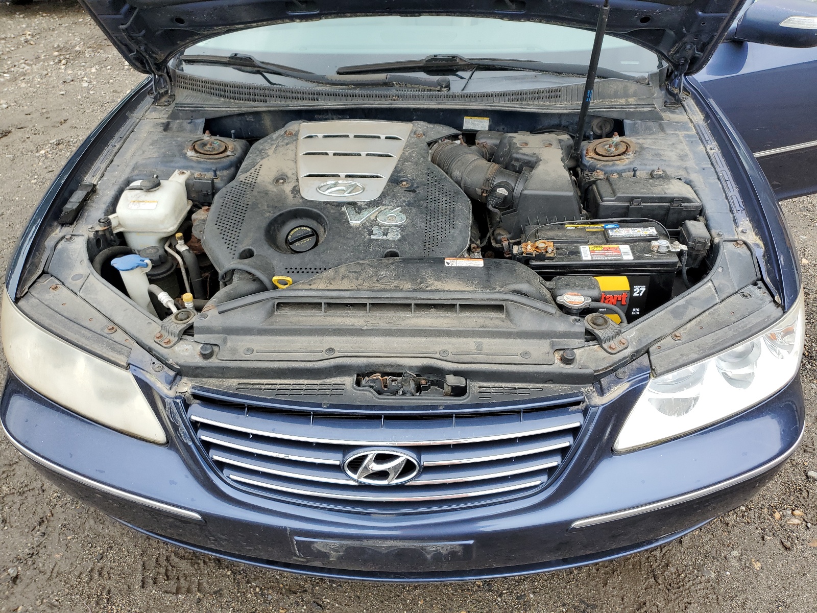 KMHFC46F98A282368 2008 Hyundai Azera Se