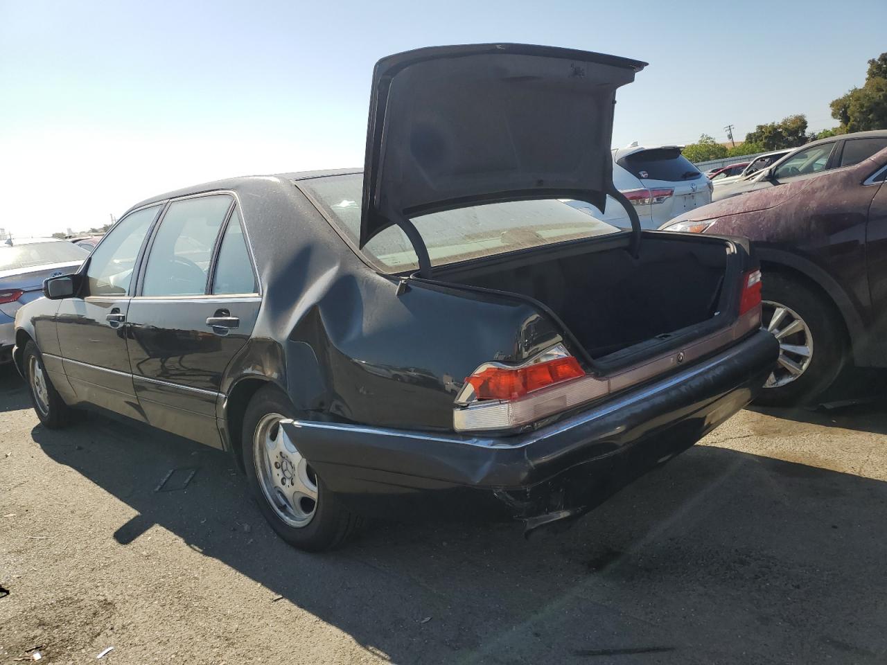 1998 Mercedes-Benz S 320 VIN: WDBGA33G6WA399987 Lot: 65776074