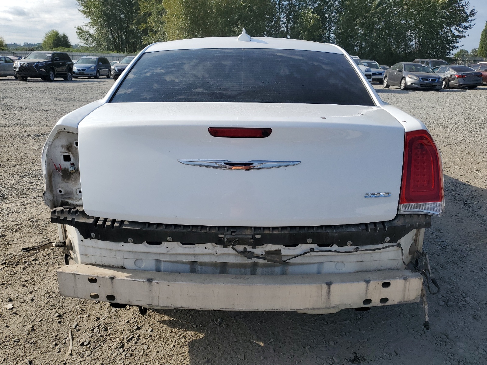 2C3CCAAG2FH807411 2015 Chrysler 300 Limited