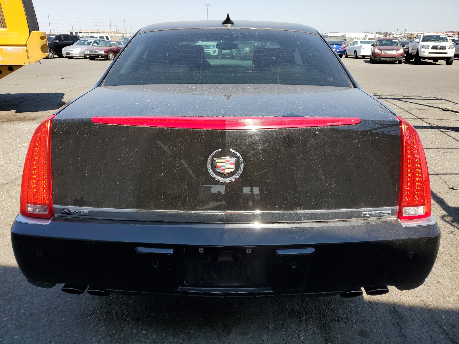 1G6KH5E68BU117545 2011 Cadillac Dts Premium Collection