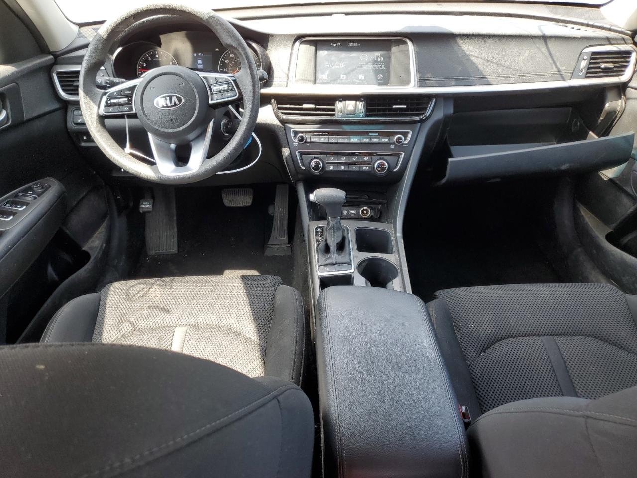 5XXGT4L31LG404141 2020 Kia Optima Lx