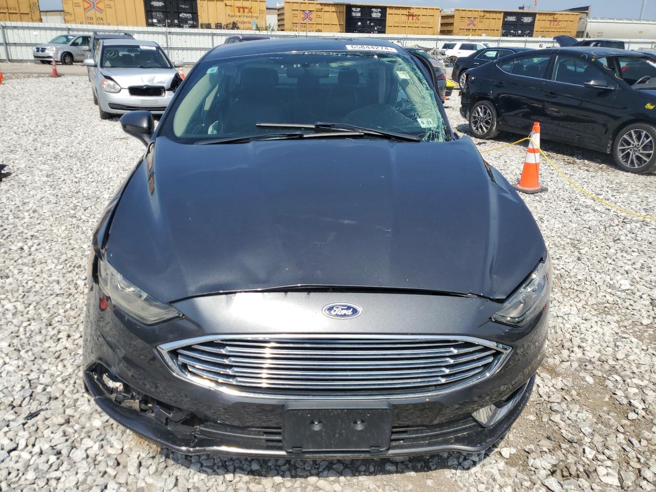 3FA6P0T95JR118083 2018 Ford Fusion Se