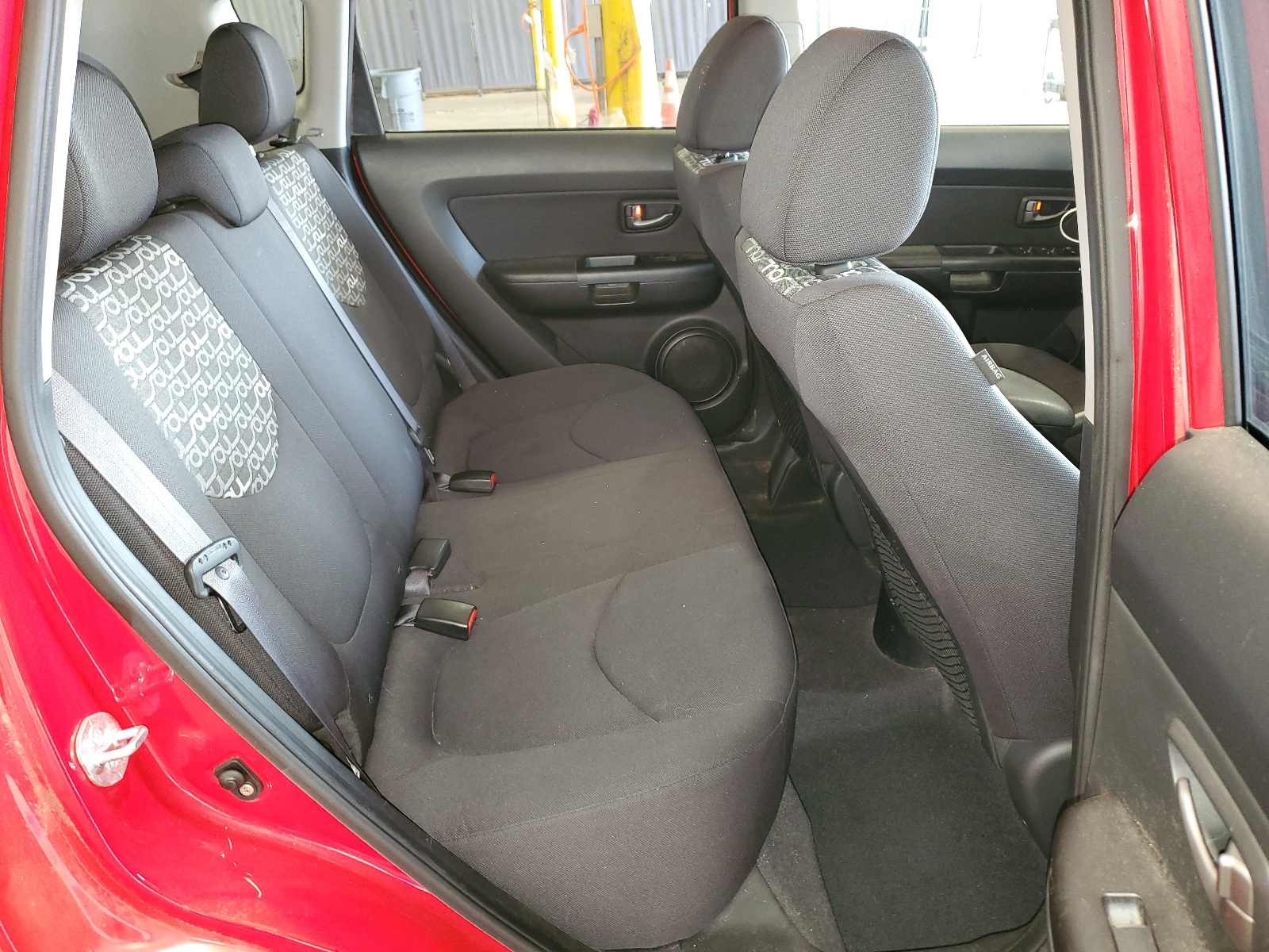 KNDJT2A21B7222368 2011 Kia Soul +