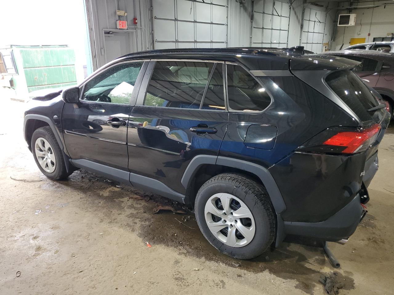 2019 Toyota RAV 4 - Image 2