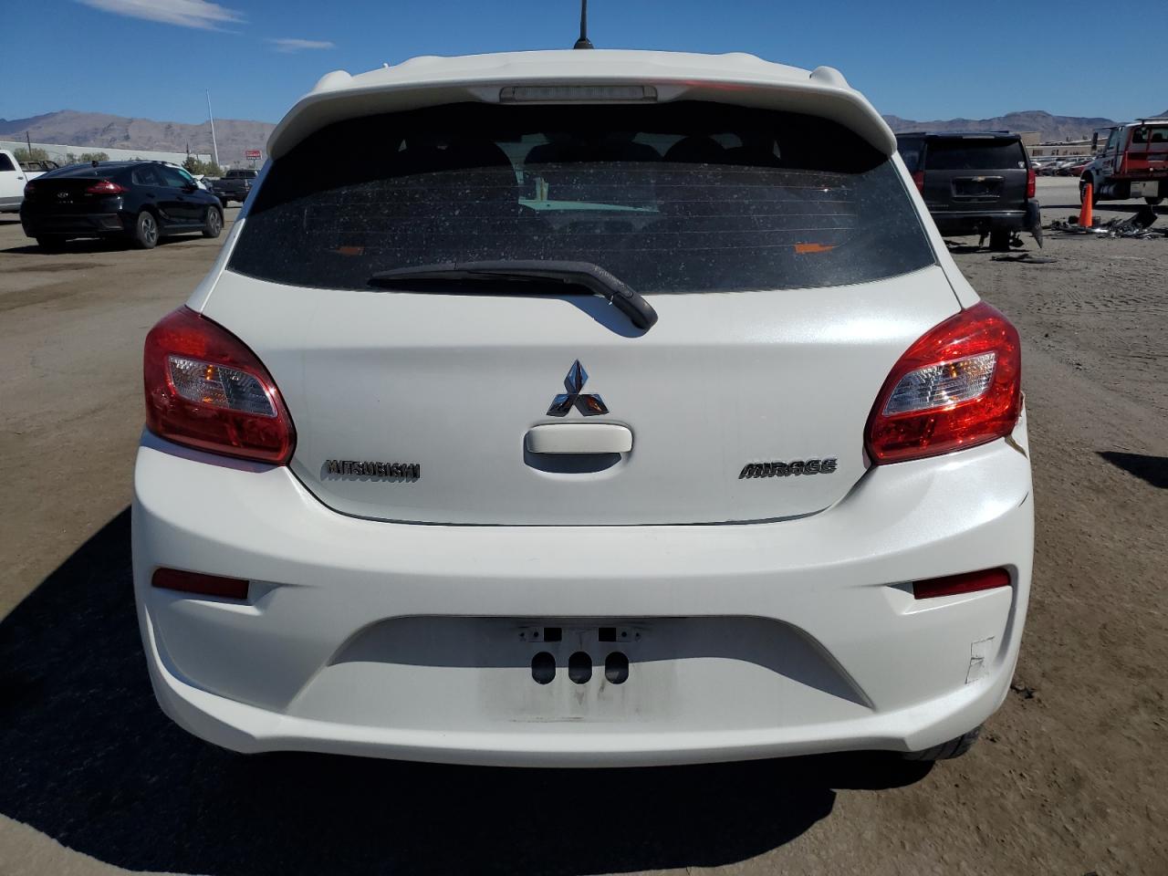 ML32A3HJ7HH010867 2017 Mitsubishi Mirage Es