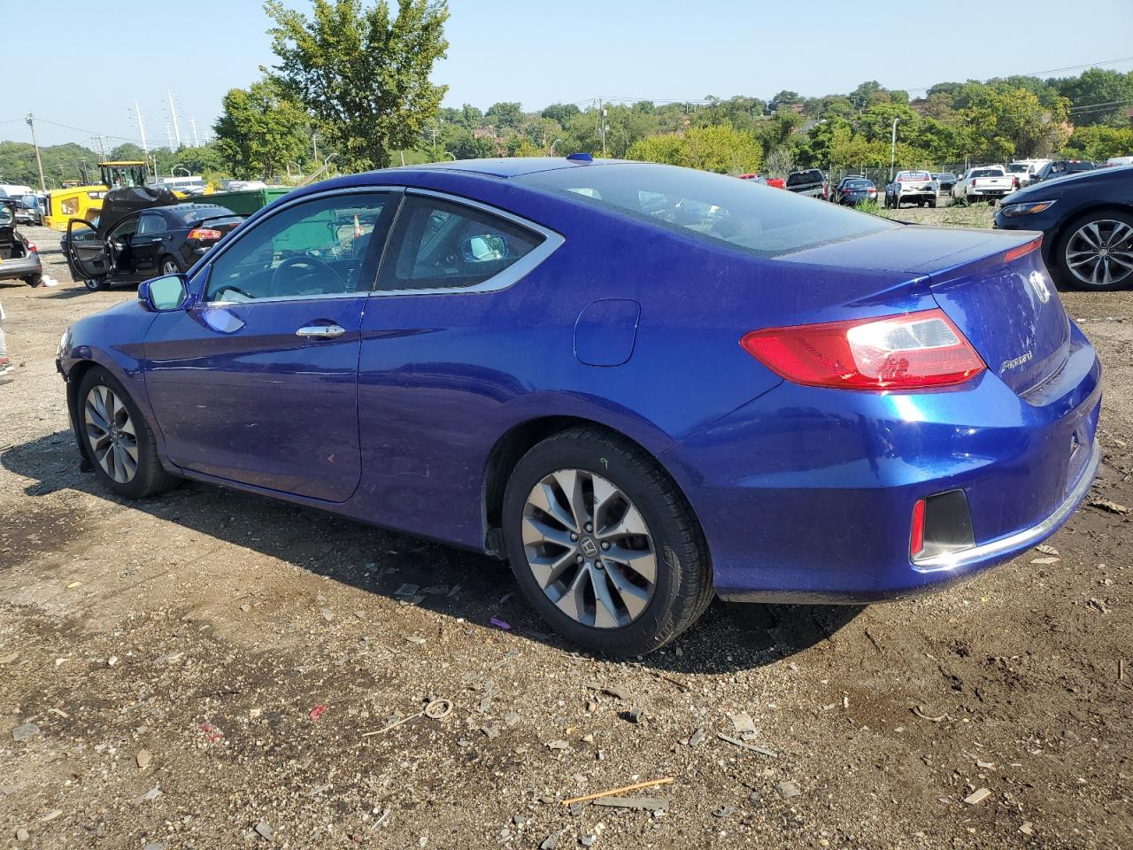 2014 Honda Accord Exl VIN: 1HGCT1B84EA002009 Lot: 68721774