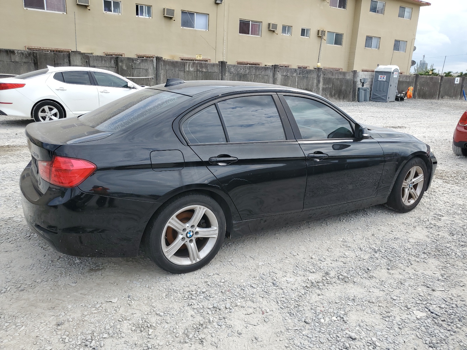 2014 BMW 320 I vin: WBA3B1C57EK135344