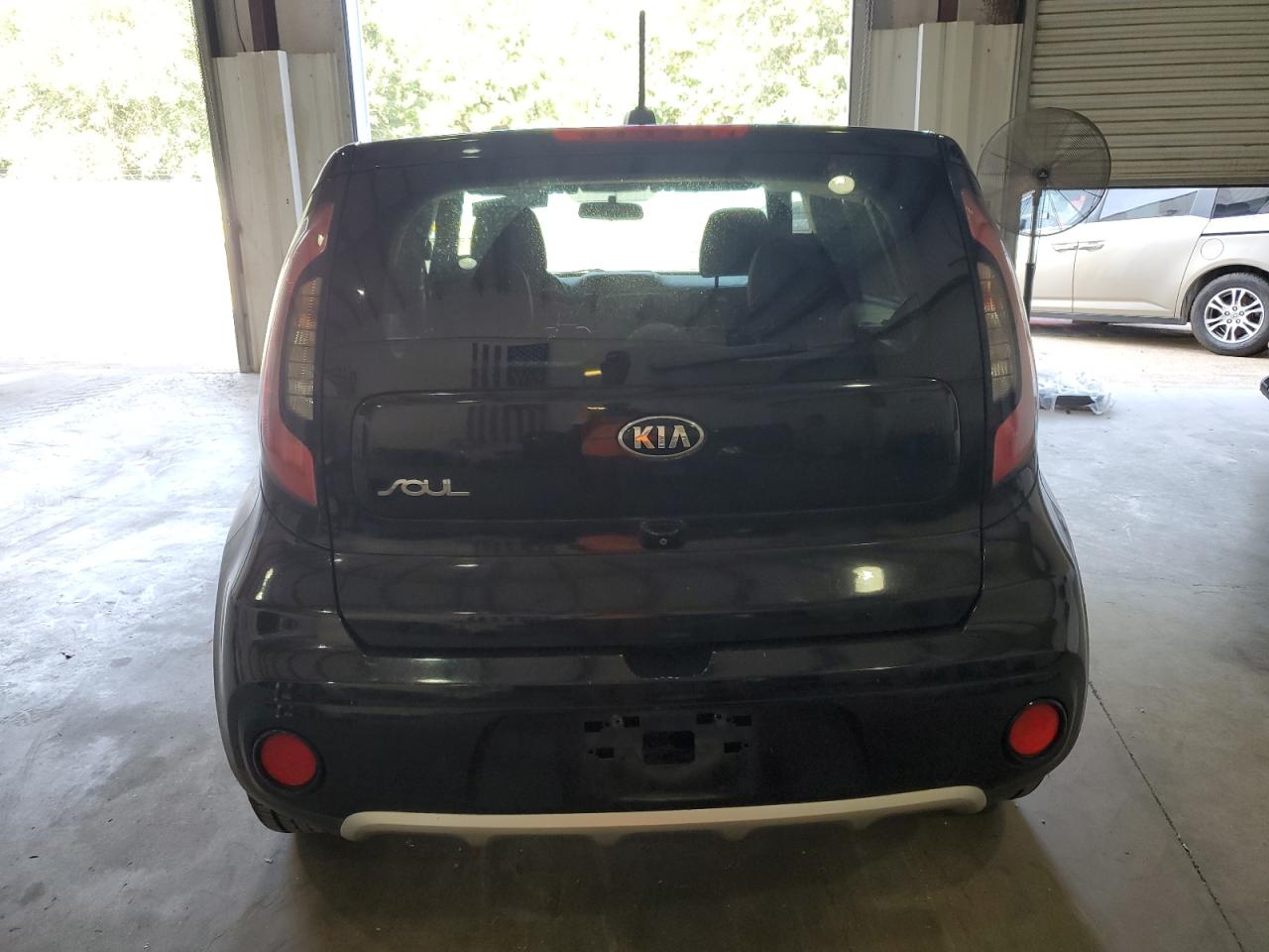 2018 Kia Soul + VIN: KNDJP3A5XJ7900490 Lot: 66722564