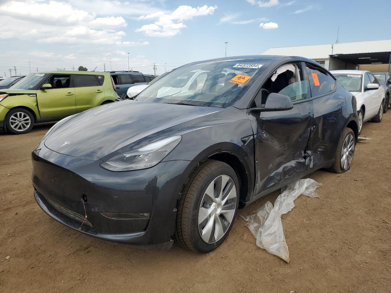 2024 Tesla Model Y VIN: 7SAYGDEE9RF072858 Lot: 64322854