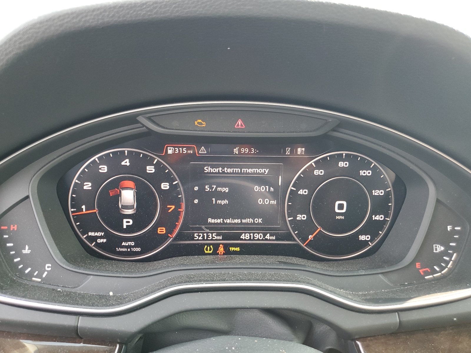 WA1BNAFYXK2126252 2019 Audi Q5 Premium Plus