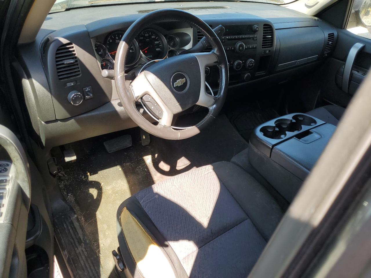 1GCSKSE35AZ188898 2010 Chevrolet Silverado K1500 Lt