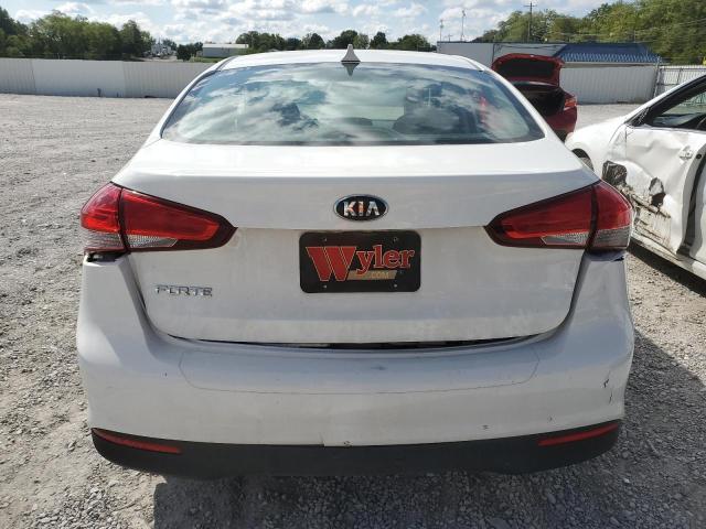  KIA FORTE 2017 White