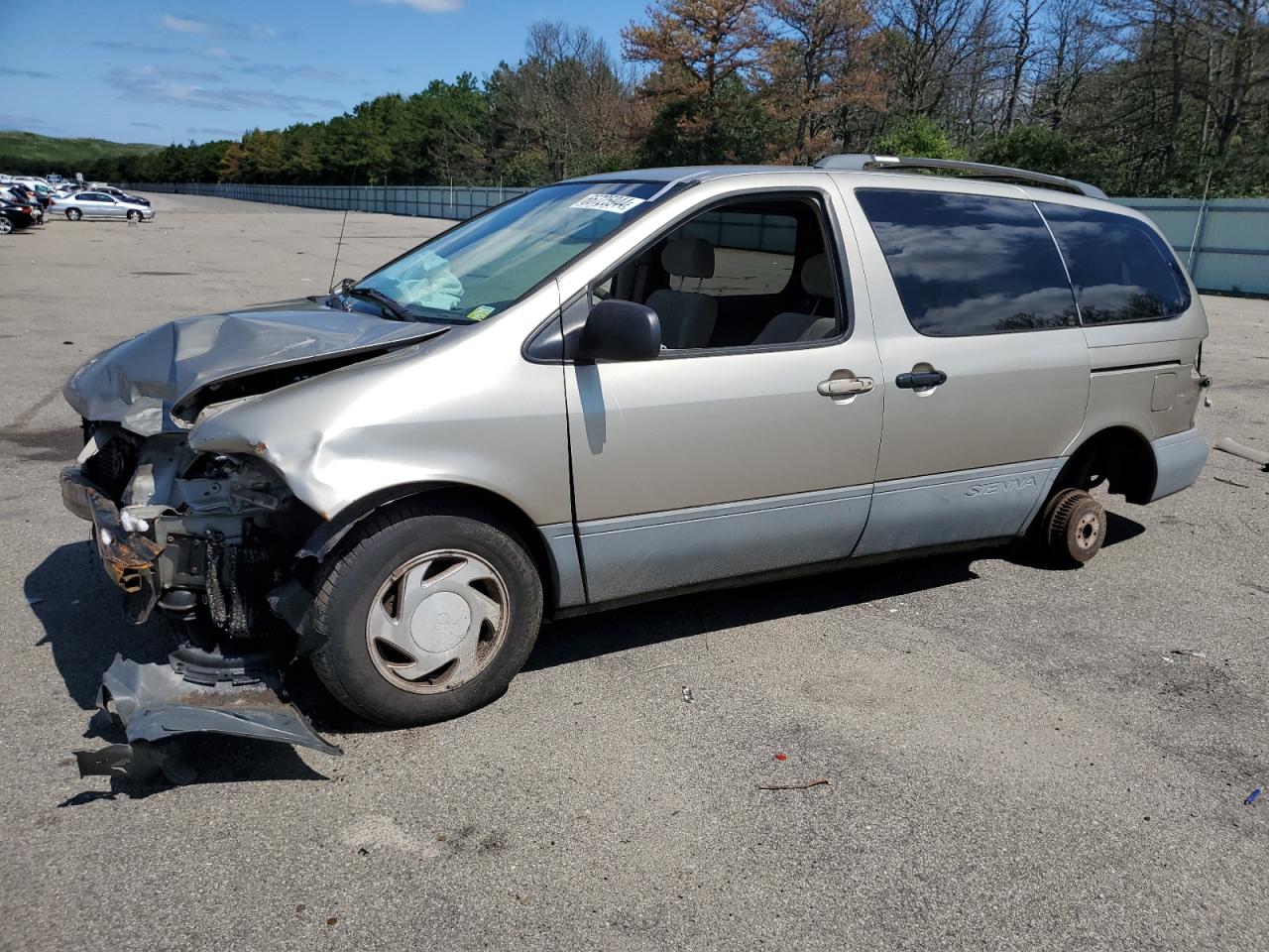 2000 Toyota Sienna - Image 1