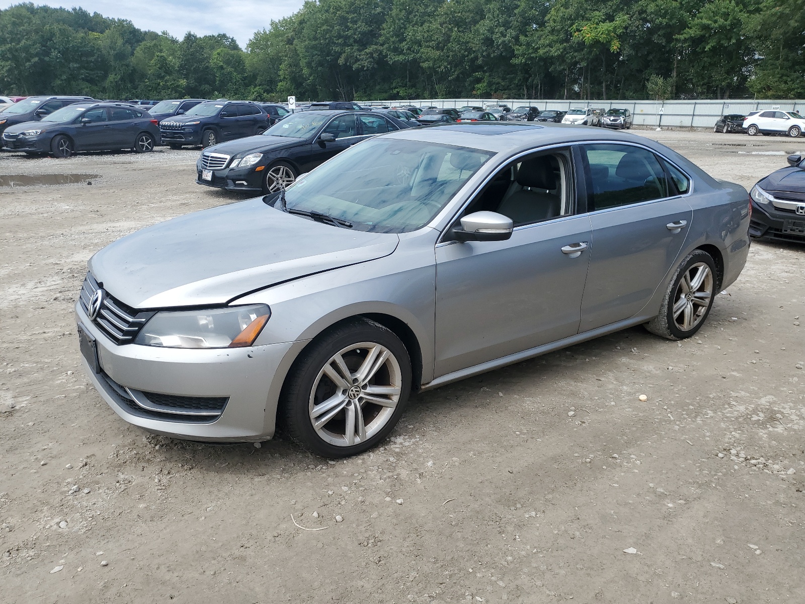 2014 Volkswagen Passat Se vin: 1VWBT7A3XEC068407